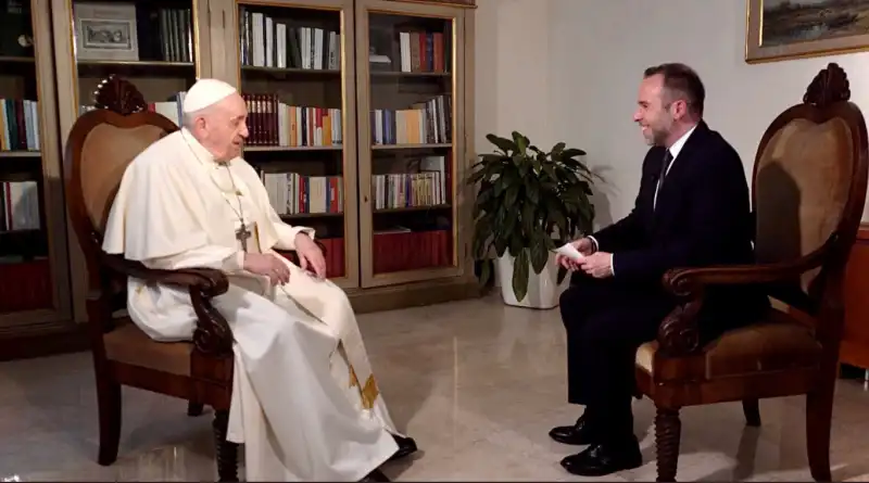 PAPA FRANCESCO INTERVISTA TG5