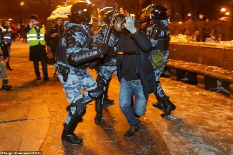 proteste per la liberazione di navalny 43