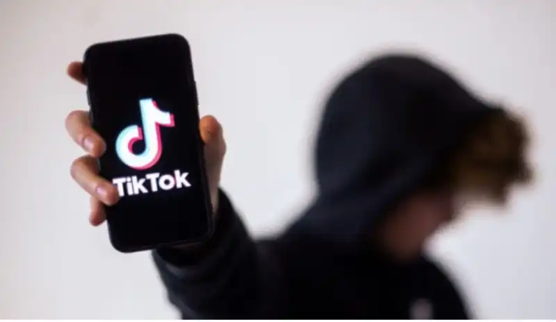 tik tok