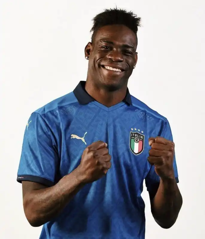 balotelli in nazionale 9