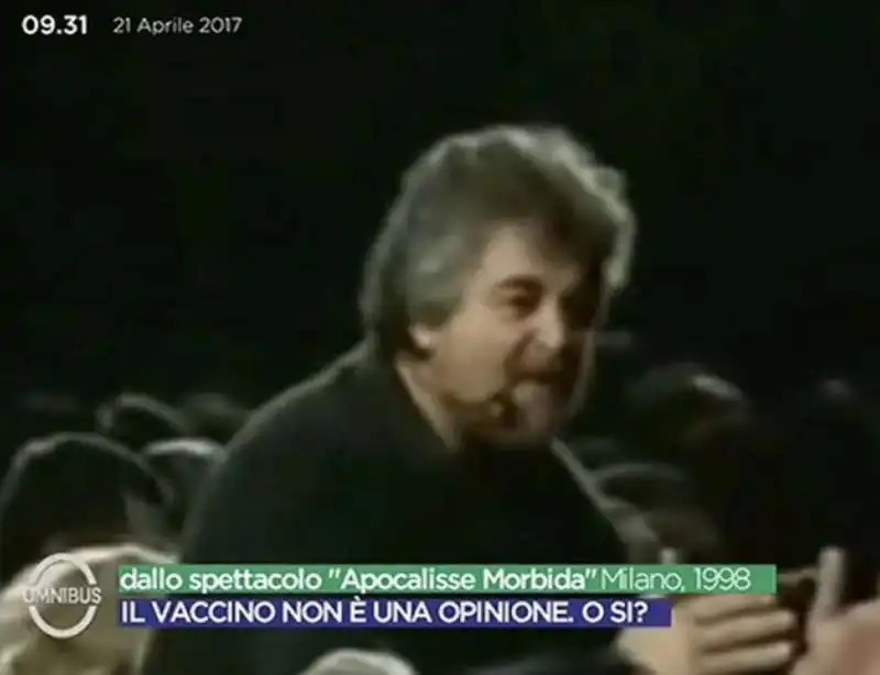 beppe grillo no vax 