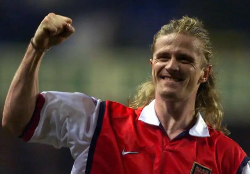 emmanuel petit 8