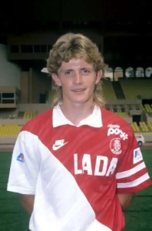 emmanuel petit 9