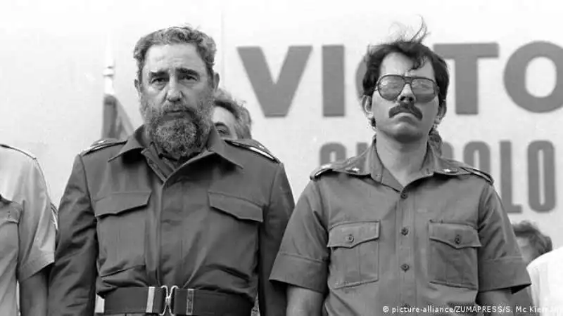 fidel castro daniel ortega. 