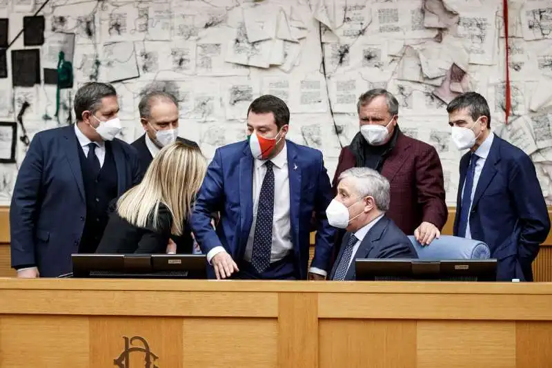 foto di gruppo del centrodestra   presentazione rosa dei nomi per il quirinale  