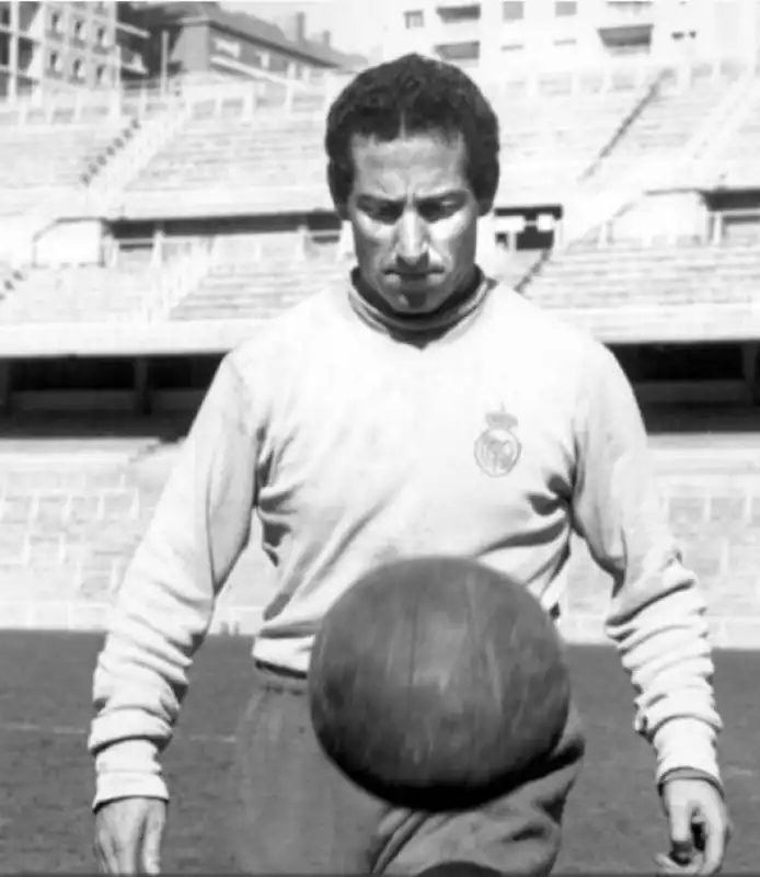 FRANCISCO PACO GENTO