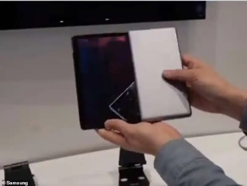 Il pannello Flex G Samsung 2