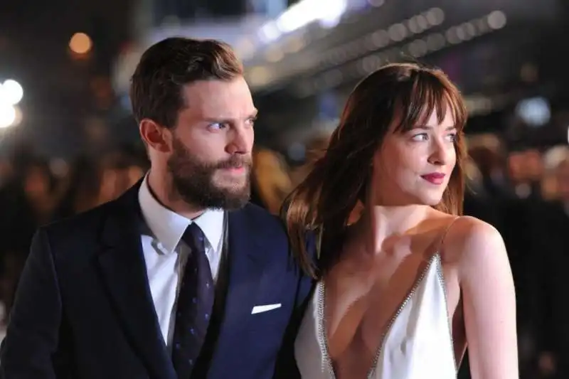 jamie dornan dakota johnson   50 sfumature di grigio 