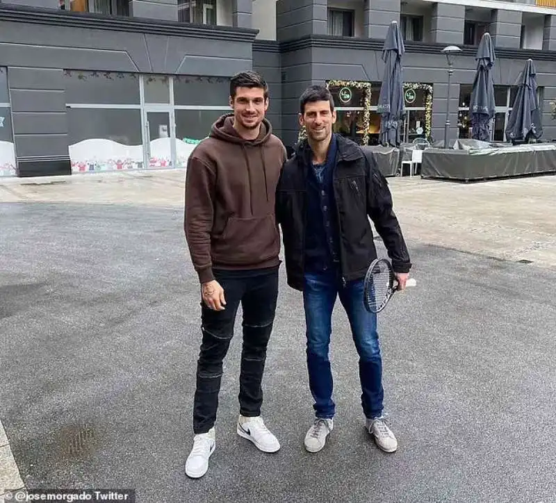 La foto condivisa il 25 dicembre di Petar Djordjic e Novak Djokovic