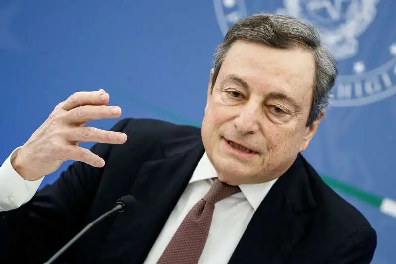 mario draghi conferenza stampa 