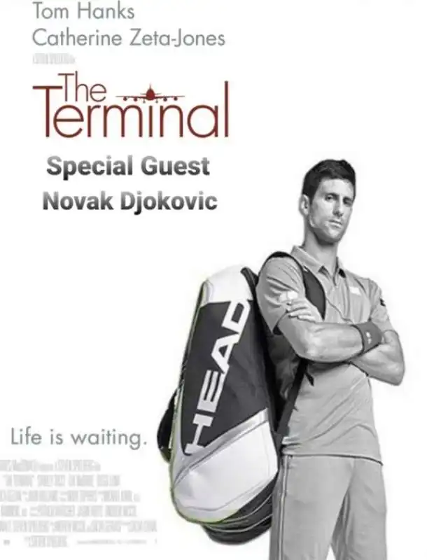 MEME SU NOVAK DJOKOVIC IN VERSIONE TOM HANKS IN THE TERMINAL