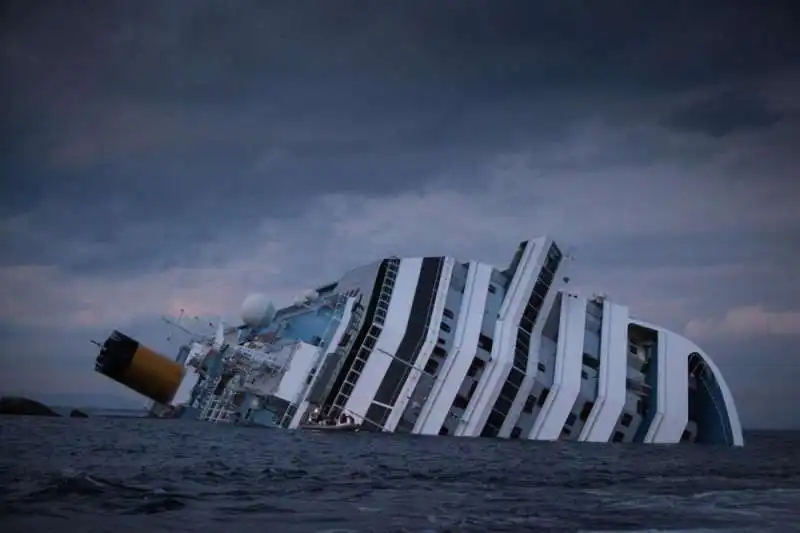 naufragio costa concordia   9