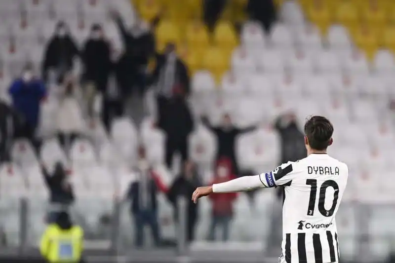 paulo dybala 9