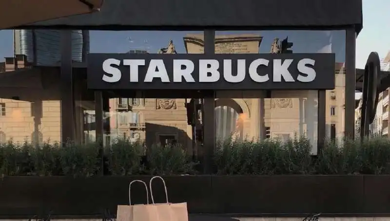 starbucks a milano 2