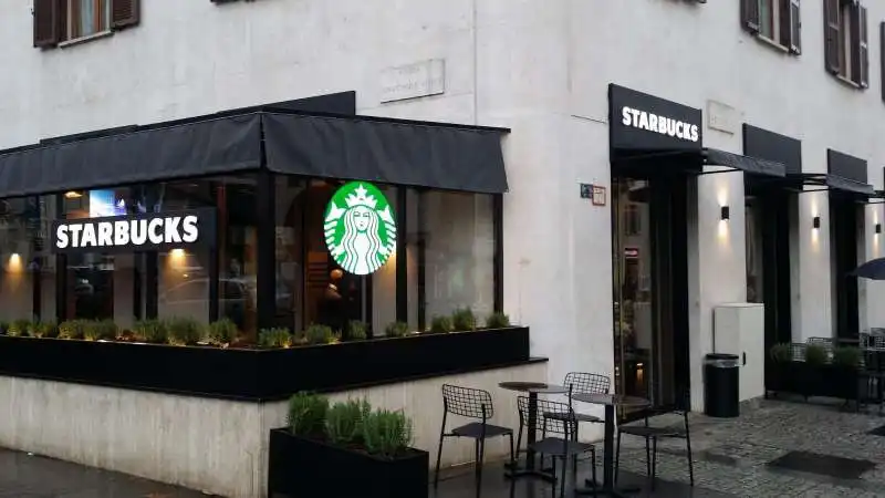 starbucks a milano 3