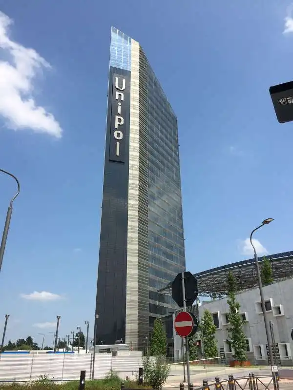 TORRE UNIPOL 