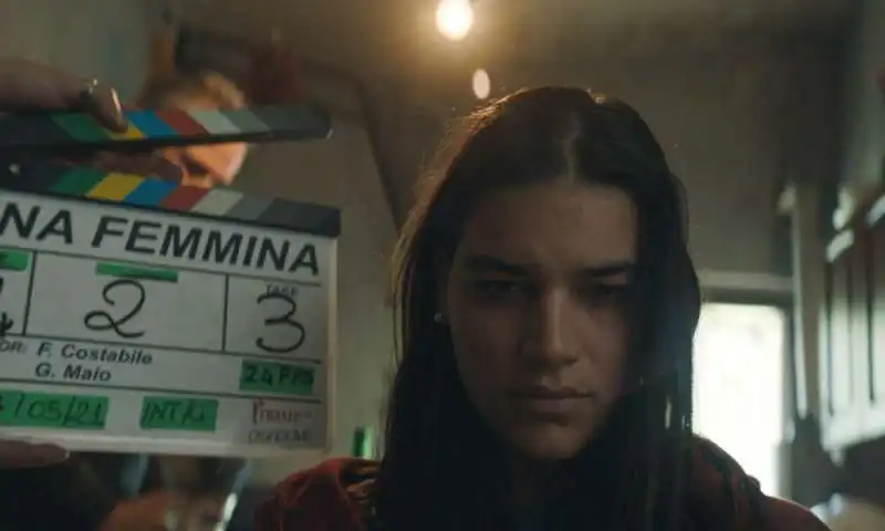 una femmina   film di francesco costabile