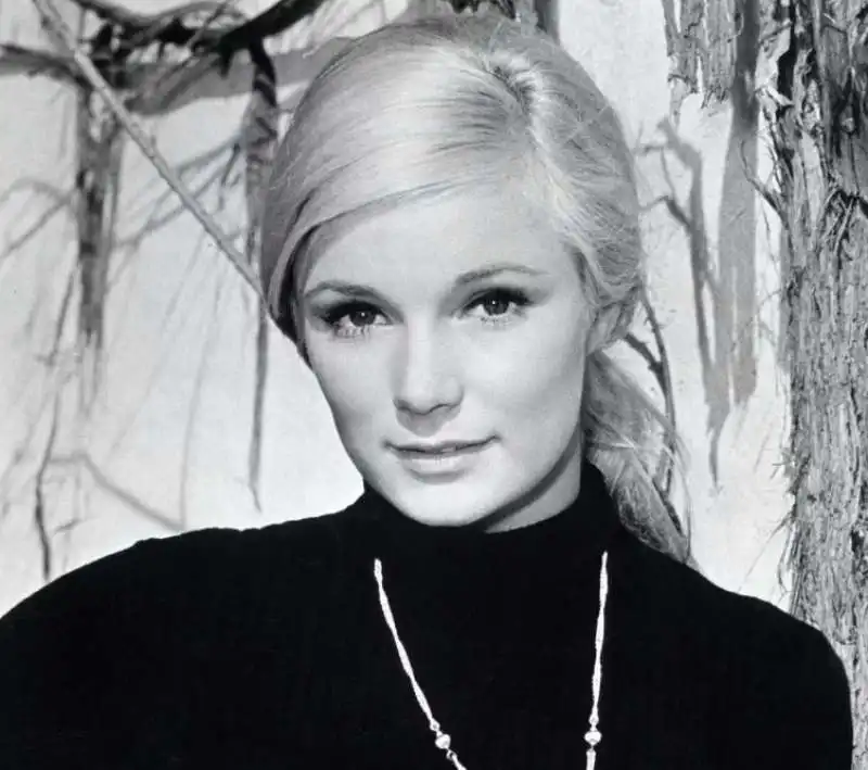  yvette mimieux 