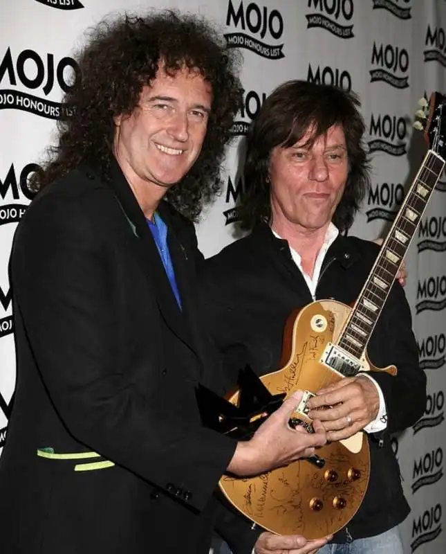 beck e brian may nel 2006