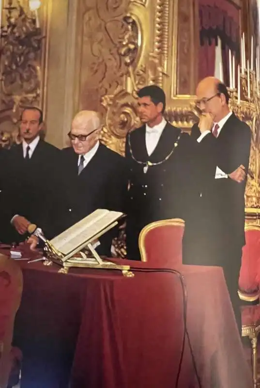 bettino craxi con il presidente della repubblica pertini 