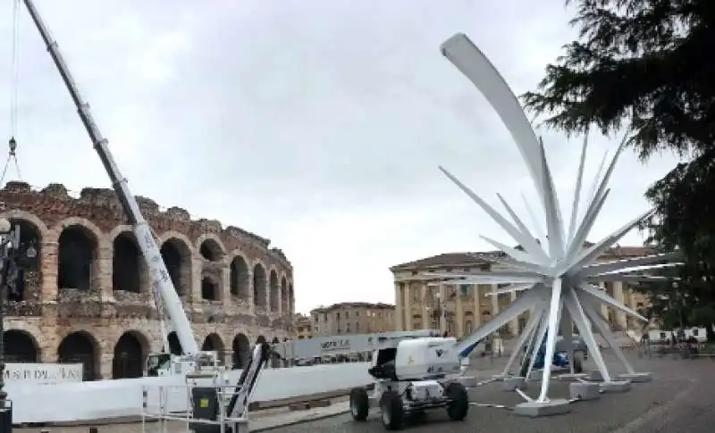 crollo stella arena di verona 2