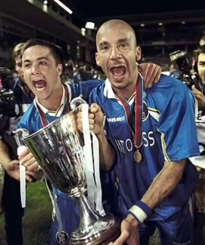 dennis wise gianluca vialli chelsea 