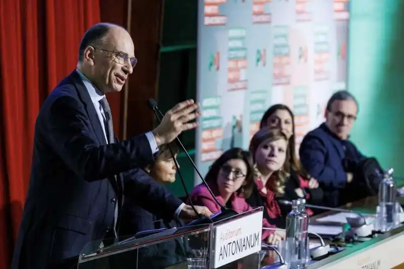 enrico letta   assemblea nazionale del pd   