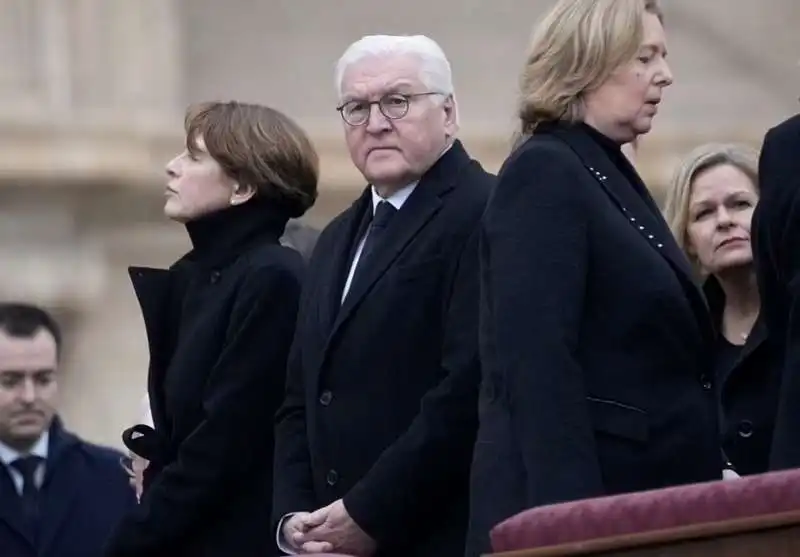 frank walter steinmeier ai funerali di ratzinger 