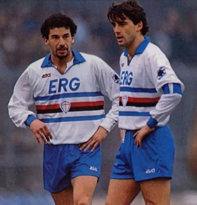 gianluca vialli roberto mancini sampdoria 