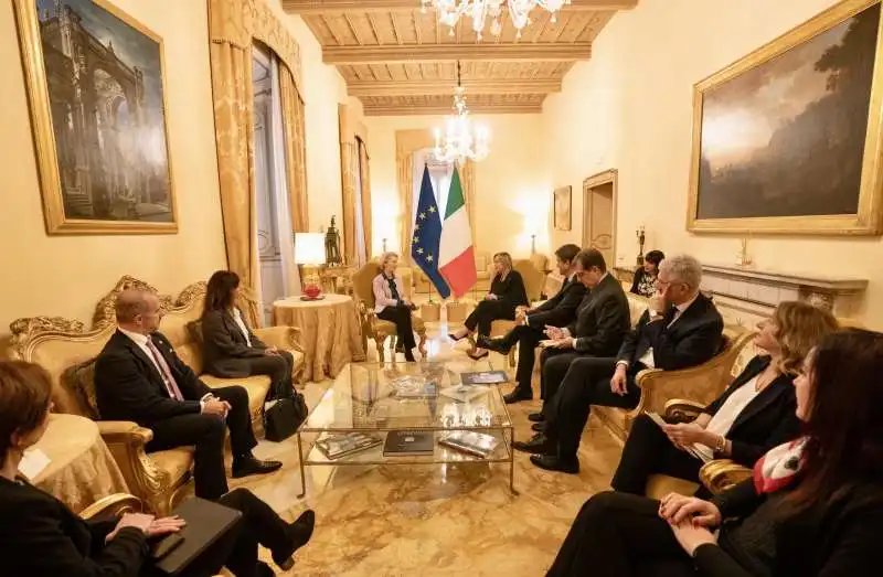 INCONTRO URSULA VON DER LEYEN E GIORGIA MELONI A PALAZZO CHIGI 