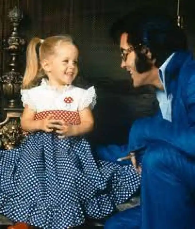 LISA MARIE PRESLEY ELVIS