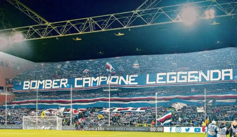 marassi i tifosi della sampdoria ricordano vialli e mihajlovic