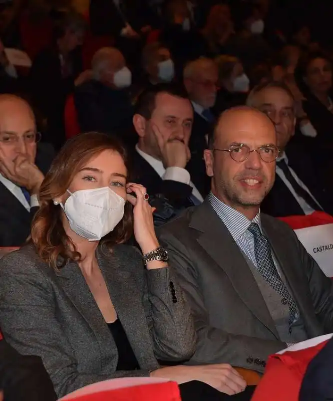 maria elena boschi  angelino alfano  foto di bacco (2)