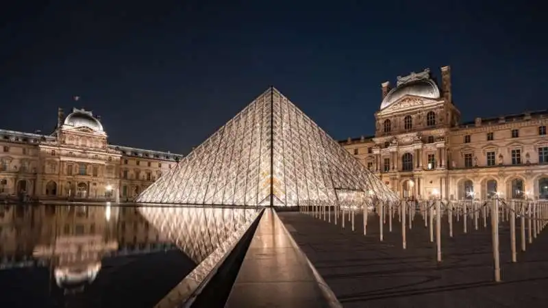 museo louvre parigi1