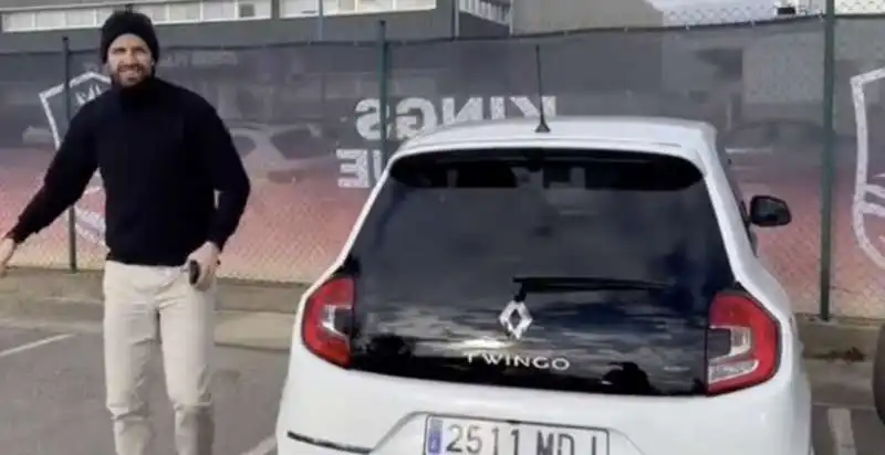 pique arriva alla kings league con una twingo   5