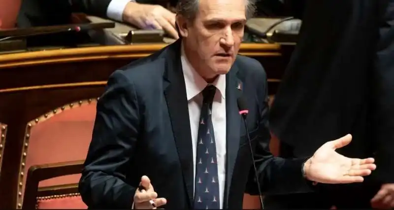 ROBERTO MENIA DI FRATELLI D'ITALIA