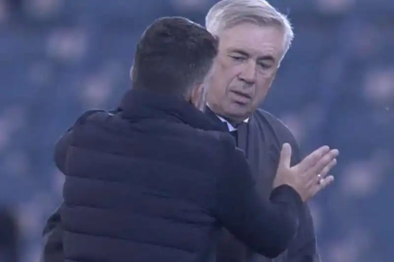 SALUTO RINO GATTUSO CARLO ANCELOTTI 