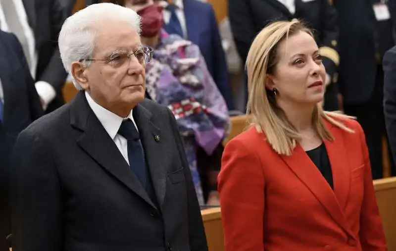 sergio mattarella e giorgia meloni alla scuola nazionale dell amministrazione  5 