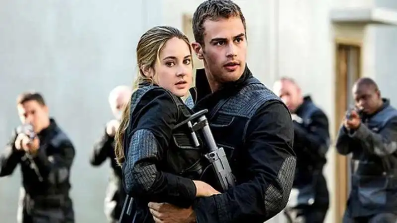 the divergent series insurgent 1