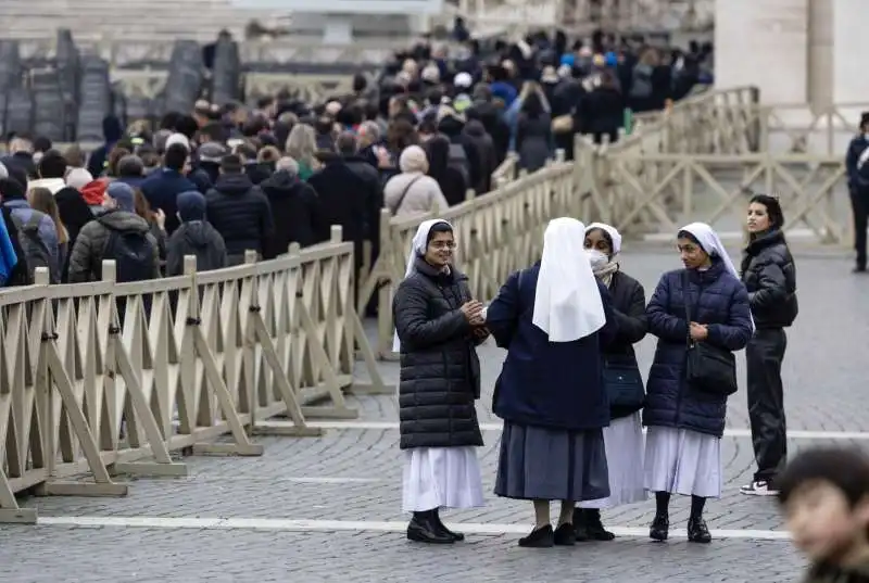 veglia al corpo di ratzinger   4