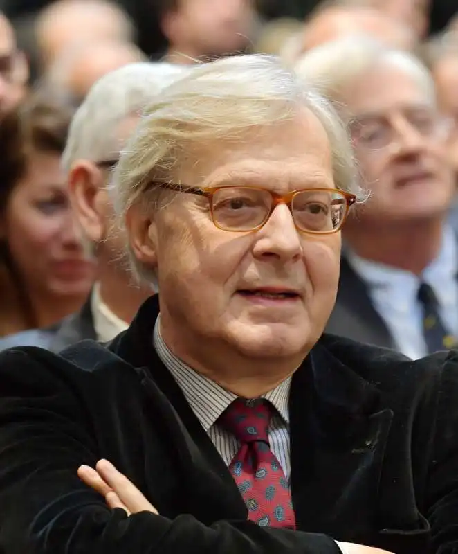 vittorio sgarbi  foto di bacco (1)