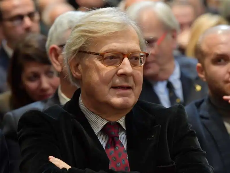 vittorio sgarbi  foto di bacco (2)