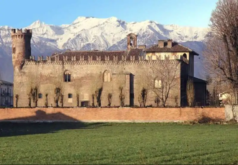 CASTELLO DI BURIASCO 