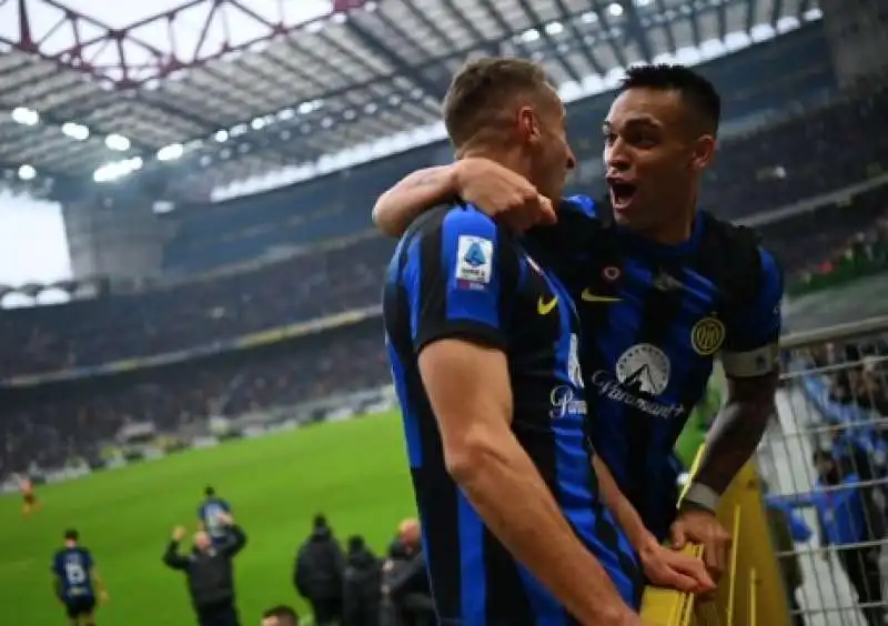 DAVIDE FRATTESI E LAUTARO MARTINEZ - INTER VERONA