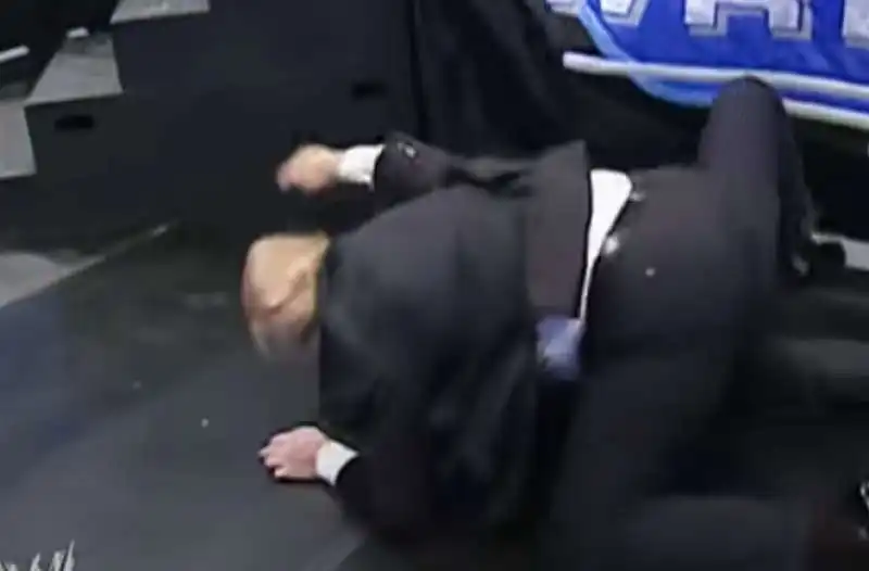 donald trump   wrestlemania 23