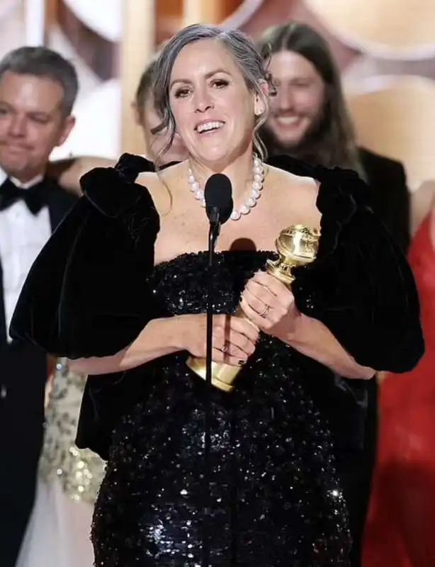 emma thomas   golden globe 2024  