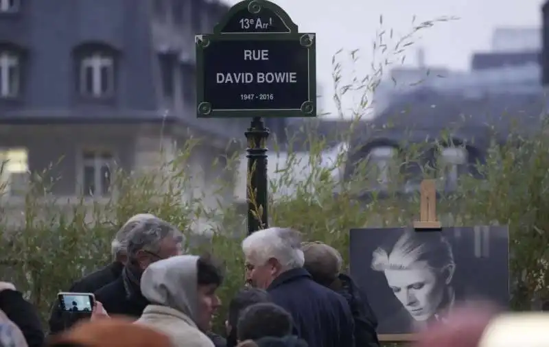 inaugurazione rue david bowie  2