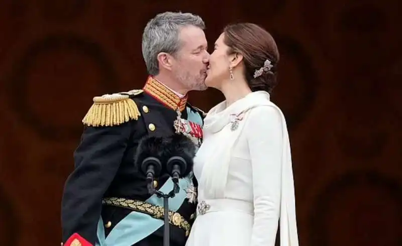 incoronazione di re frederik e mary di danimarca 1