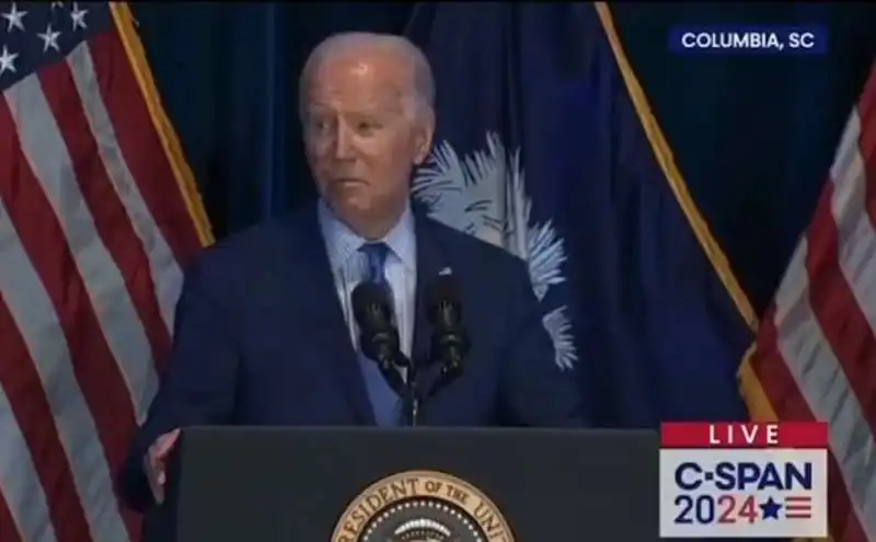 JOE BIDEN 