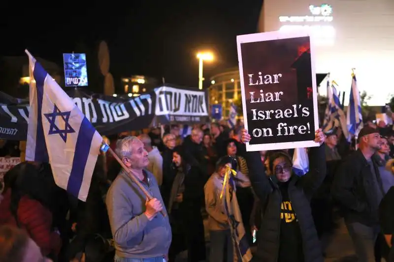 manifestazione contro netanyahu in israele    1